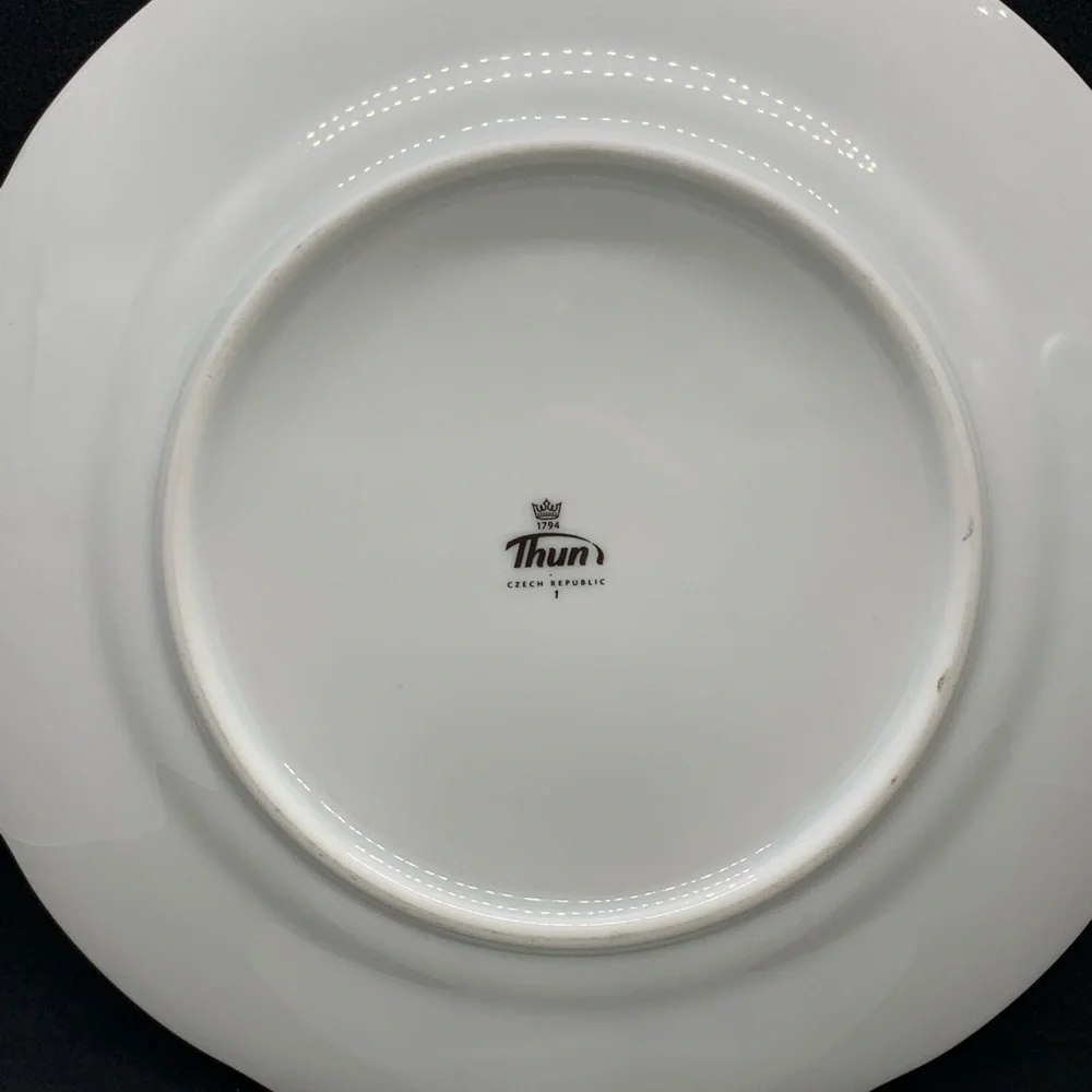 Thun Porcelain Children’s Plates Czech Republic Chicks Ladybugs Flowers